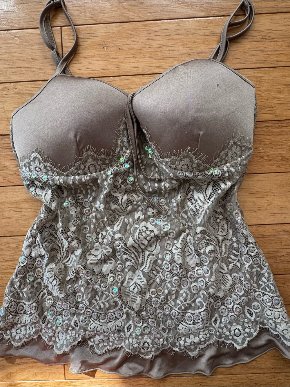 Y2K Lace Sequin Cami Top Built-In Bra Taupe Grey green